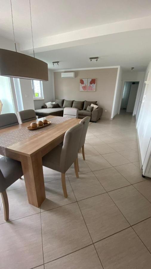 Vila Luca Island Krk / Malinska Extérieur photo