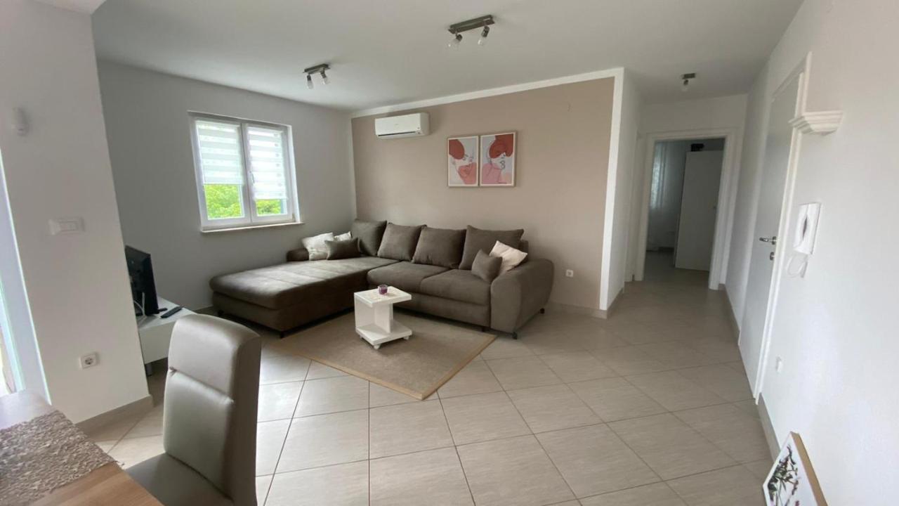 Vila Luca Island Krk / Malinska Extérieur photo